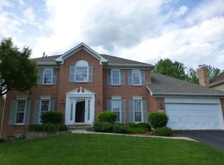1681 Ithaca Dr, Naperville, IL 60565