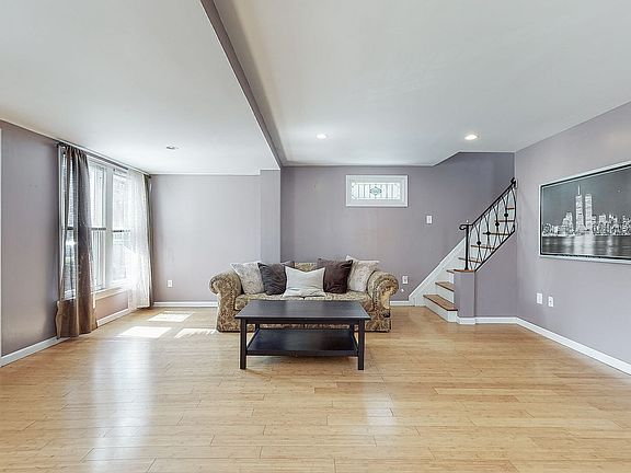 3rd image of 89-75 216th St