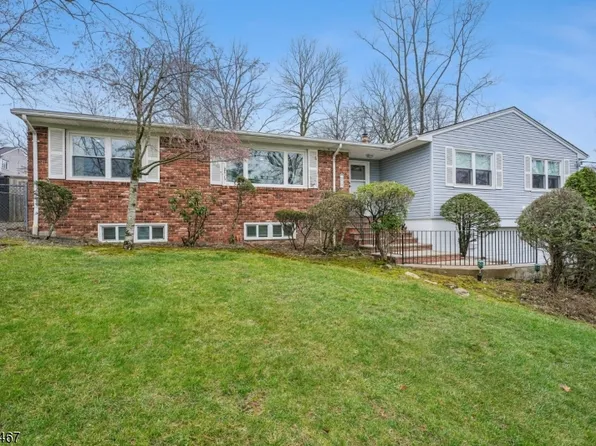 17 Arverne Rd, West Orange Twp., NJ 07052