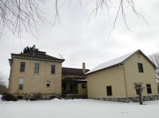 2734 S Grange Rd, Fowler, MI 48835