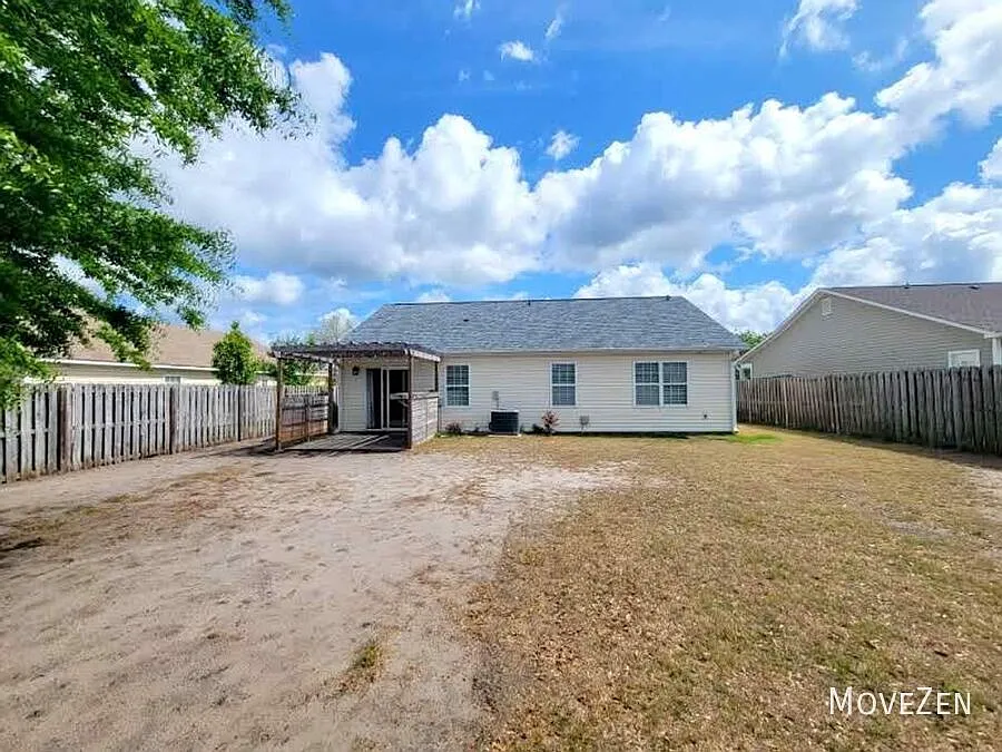 Building Photo - 1347 Parkland Way