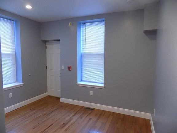 5th image of 447 E Girard Ave APT 1