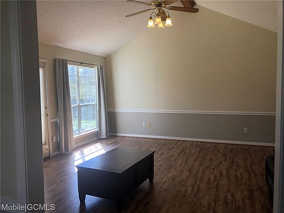 3rd image of 6149 Scenic West Dr