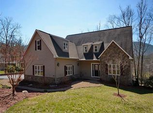 156 Duncan Estate Dr, Fletcher, NC 28732