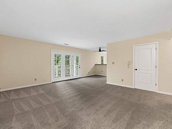 3rd image of 1311 Villa Way Unit F