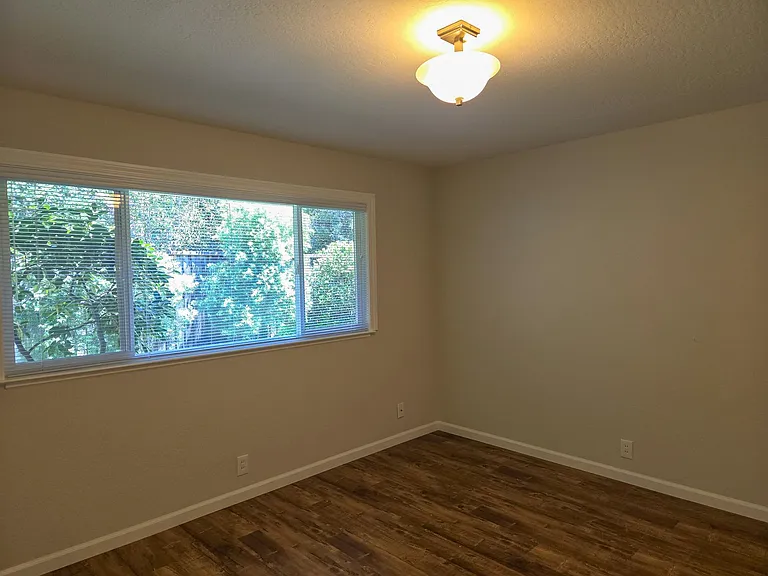 965 Blossom Hill Rd — Photo 14