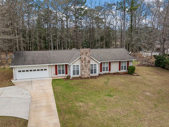 2nd image of 125 Hazel Way