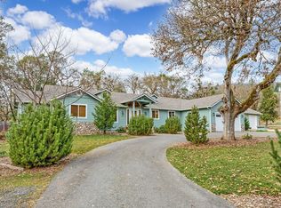 100 Horseshoe Dr, Grants Pass, OR 97526