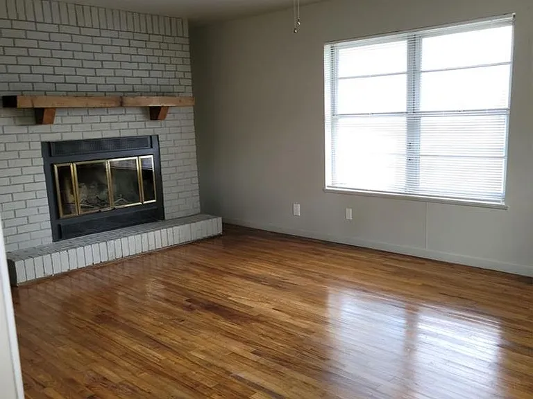 610 Rees St — Photo 3