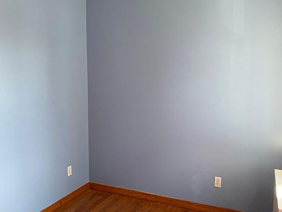 5th image of 74 Valentine St APT 1