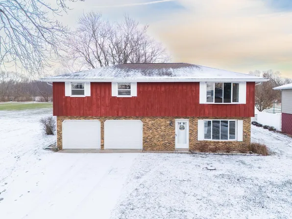 1176 Sunset Dr, East Peoria, IL 61611