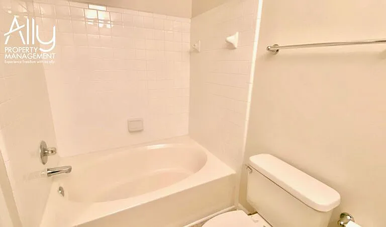 270 Riverbend Dr #1-1B — Photo 26