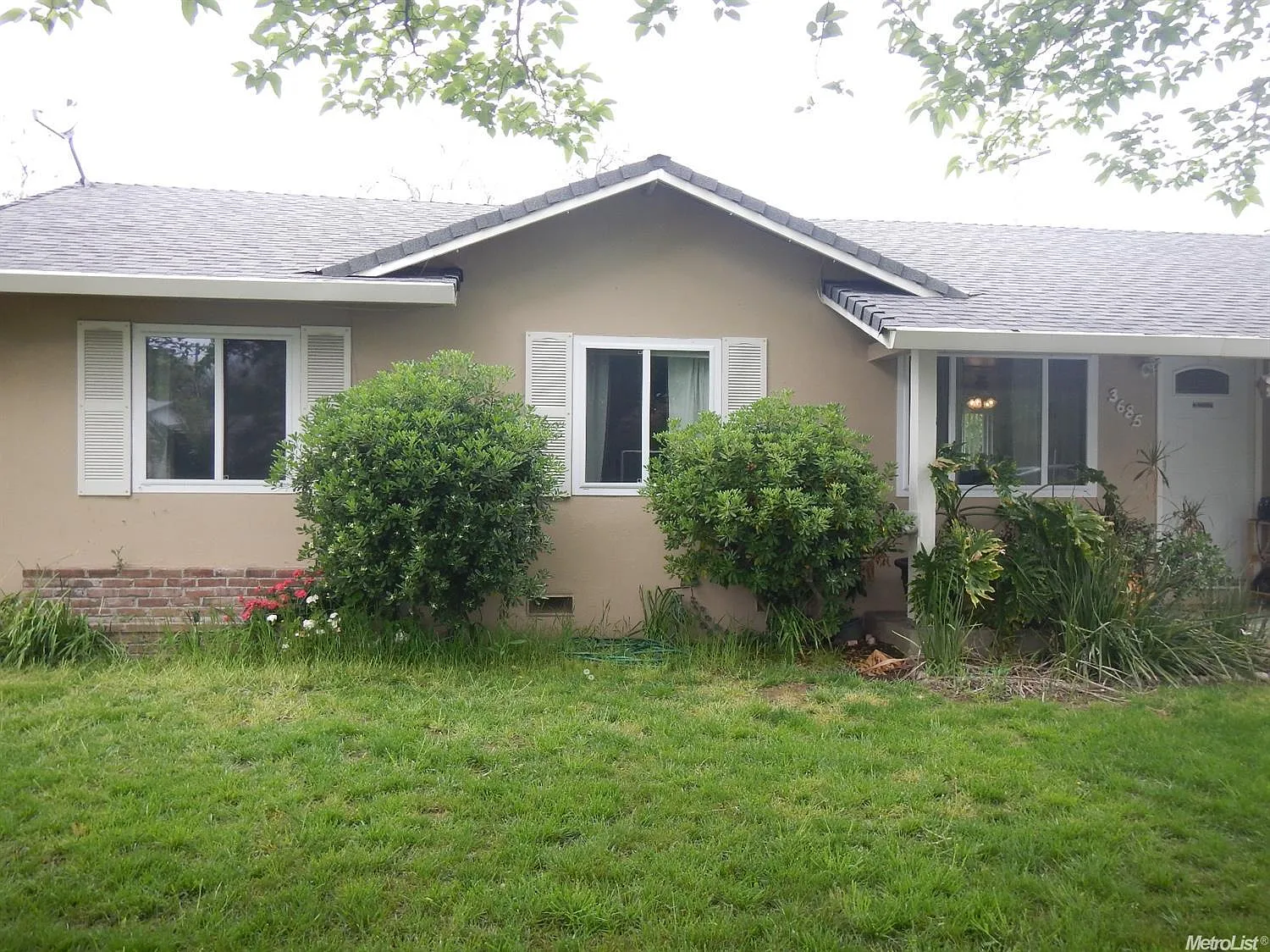 3685 Jonothan Way photo 1