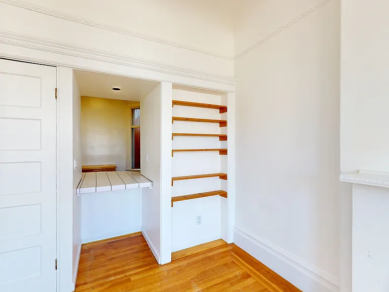 759 6th Ave #3 — Photo 7