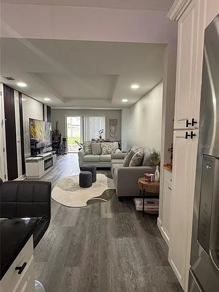 2015 Grand Oak Dr — Photo 8