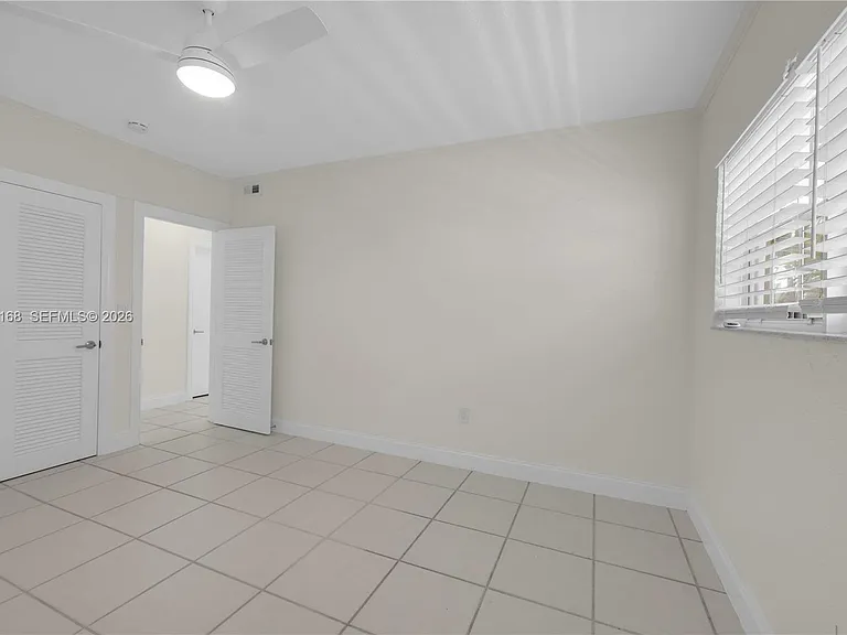 462 Golden Isles Dr #210 — Photo 10