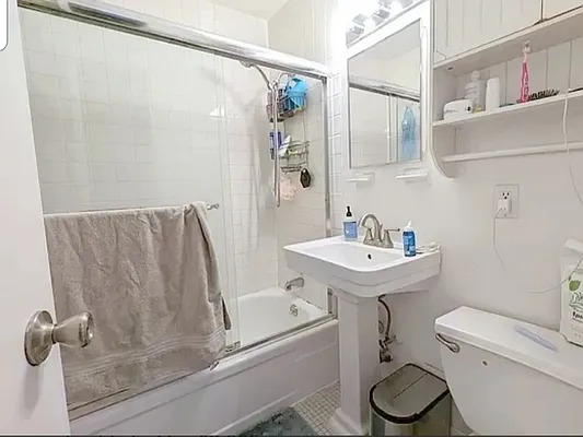 Rented by Manhattan Spaces | media 27