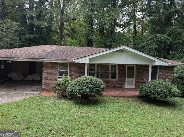 2746 Dale Creek Dr NW, Atlanta, GA 30318