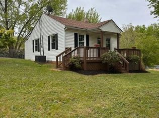 243 Grove Ave, Madison Heights, VA 24572