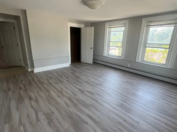 79 Elm St Unit 1, Quincy, MA 02169