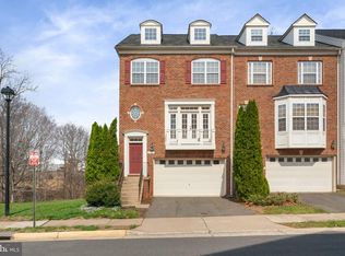 9766 Corbett Cir, Manassas Park, VA