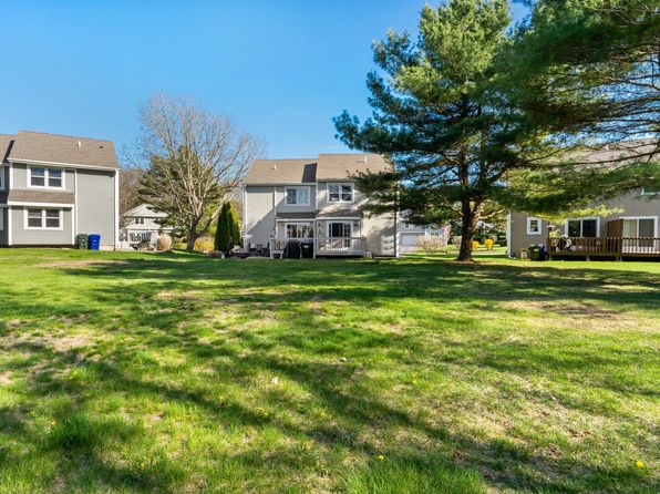 86 A Quannacut Rd, Westerly, RI 02891