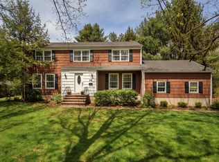 88 Valley Rd, Berkeley Heights, NJ 07922