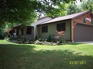 37 Hillcrest Ct, Conneaut, OH 44030