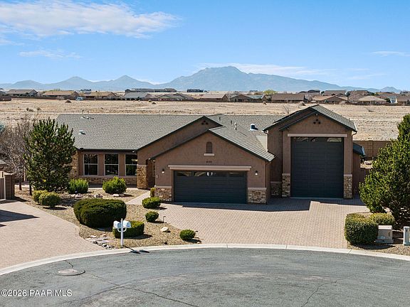 2nd image of 8282 N Zephyr Cir