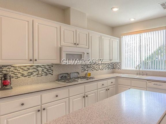 3rd image of 7939 Harbor Rain Ave