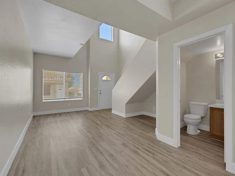 479 Eagle Egg St — Photo 14