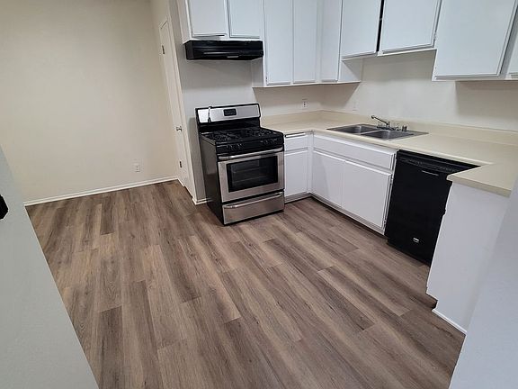 5th image of 1704 W 146th St #6
