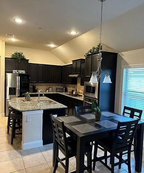 2809 Sixpence Ln — Photo 8