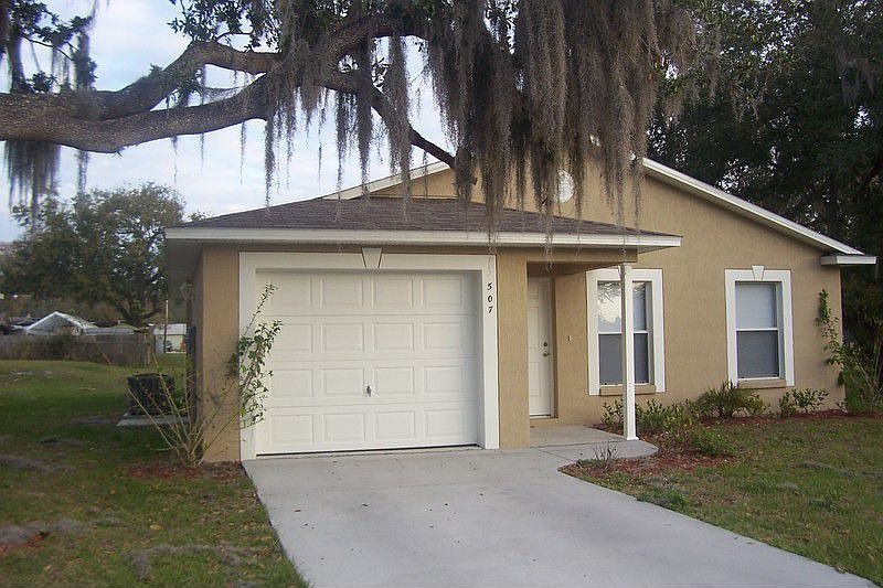 1st image of 1231 Herschell St