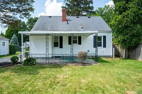 3 bed, 979 sqft, $1,850 — Photo 4