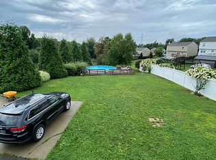 3002 Riverview Ct, Aliquippa, PA
