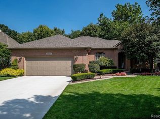 49296 Monte Rd E, New Baltimore, MI 48047