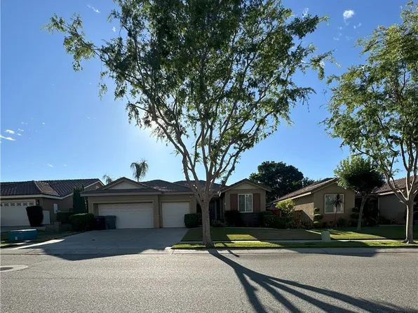 1256 Sunburst Dr, Beaumont, CA 92223