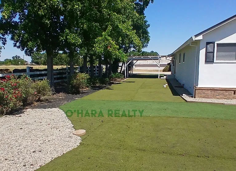 10133 Davis Rd — Photo 38