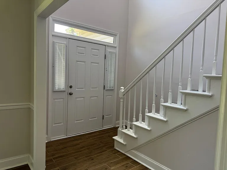 116 Realini Dr — Photo 2