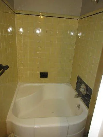 Devonshire bathtub