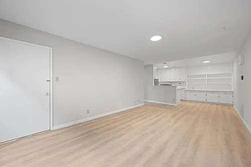 Floor plan 203