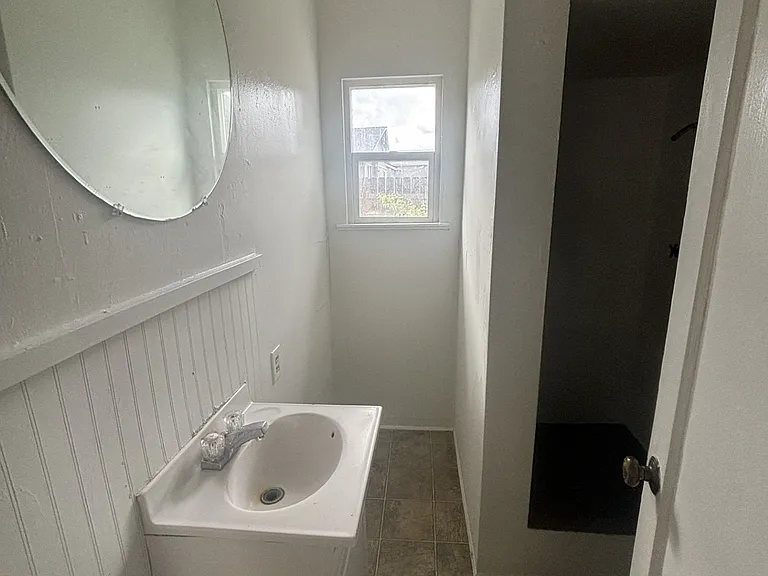 1761 Rogue River Hwy #5 — Photo 4