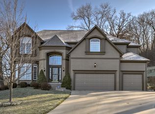 137 NE Misty Meadow Ct, Lees Summit, MO 64064