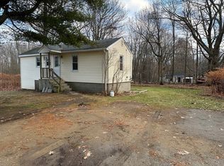 57-57C Maple Ave, Rutland, MA 01543