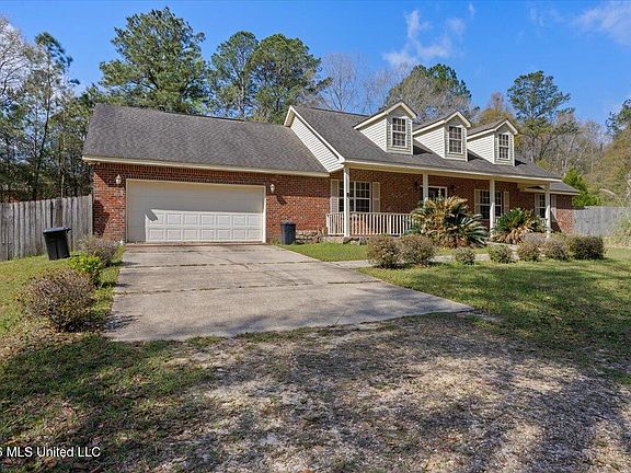 3rd image of 33 Johnson Rd