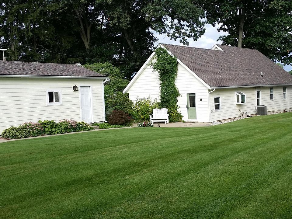 1st image of 27932 S Shore Dr
