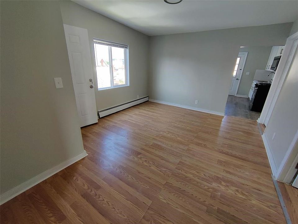2nd image of 189 Grand Ave #3