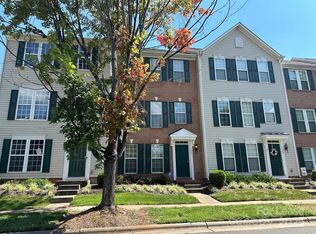 15683 King Louis Ct, Charlotte, NC 28277