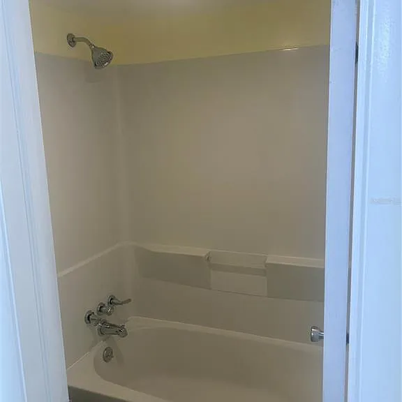 2513 N Alafaya Trl #21 — Photo 17